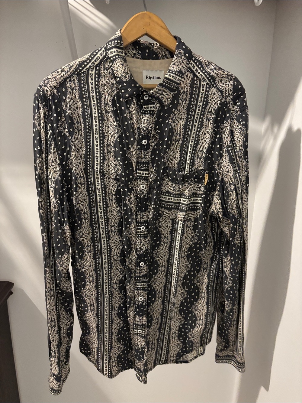 Rhythm Paisley Print Button Up Shirt Black White Long Sleeve L